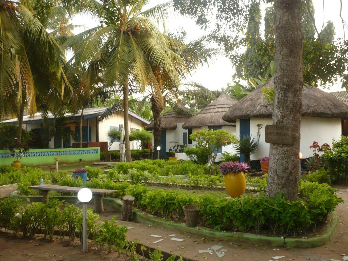 Big Milly'S Backyard Hotel Kokrobite Bagian luar foto