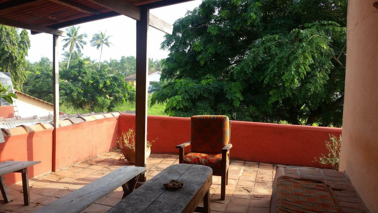 Big Milly'S Backyard Hotel Kokrobite Bagian luar foto
