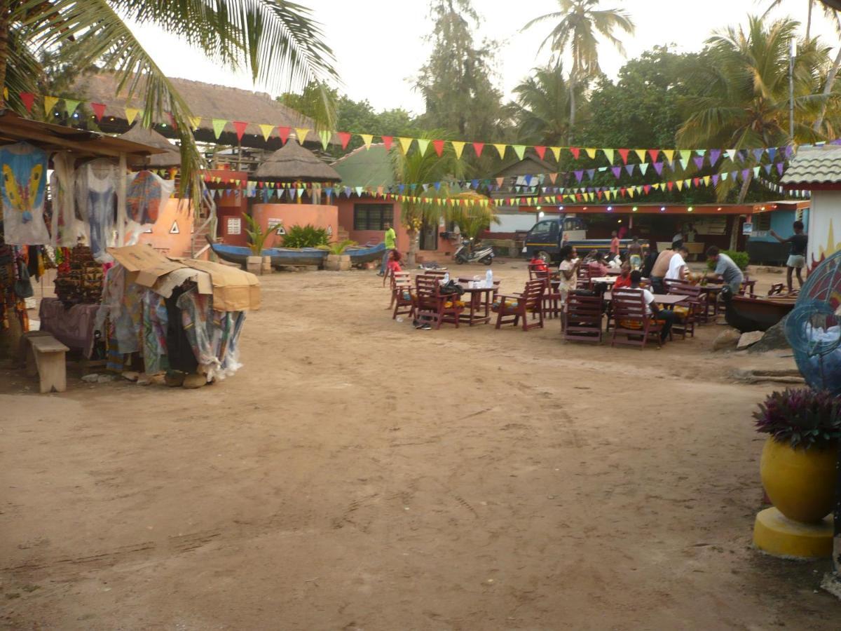 Big Milly'S Backyard Hotel Kokrobite Bagian luar foto