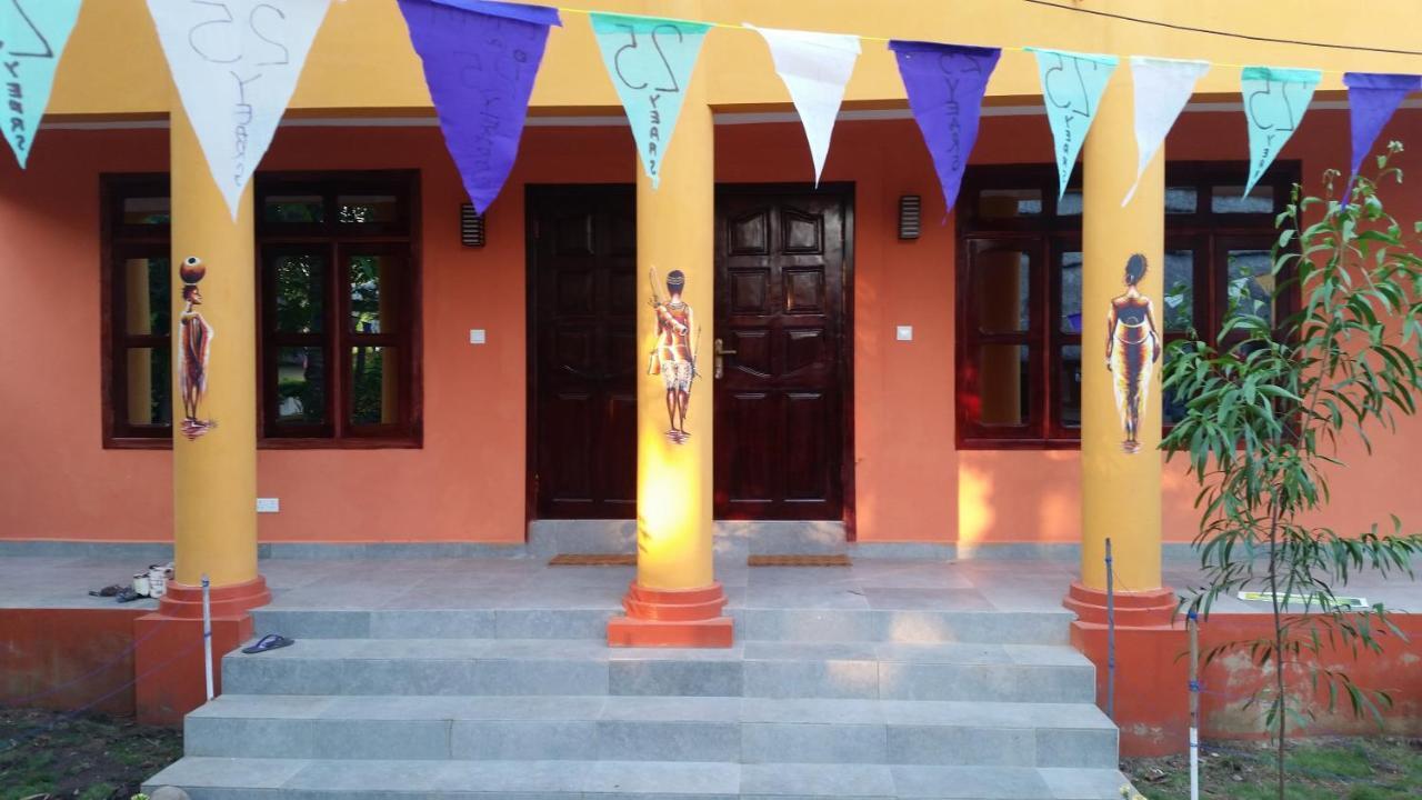 Big Milly'S Backyard Hotel Kokrobite Bagian luar foto